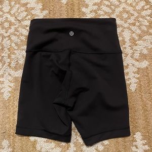 Lululemon WUNDER train short 4”